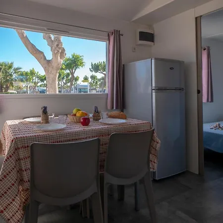 Vacanceselect Mobil Homes - Camping Almafra * ラルファス・デル・ピ